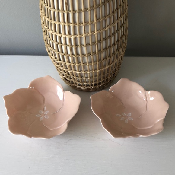 PartyLite Pair Hibiscus Candle holders - Picture 1 of 12